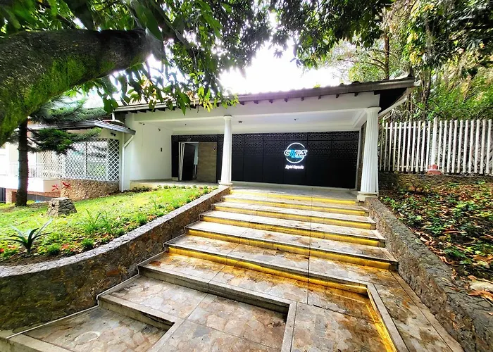 Hostal Caps El PobladoHostal